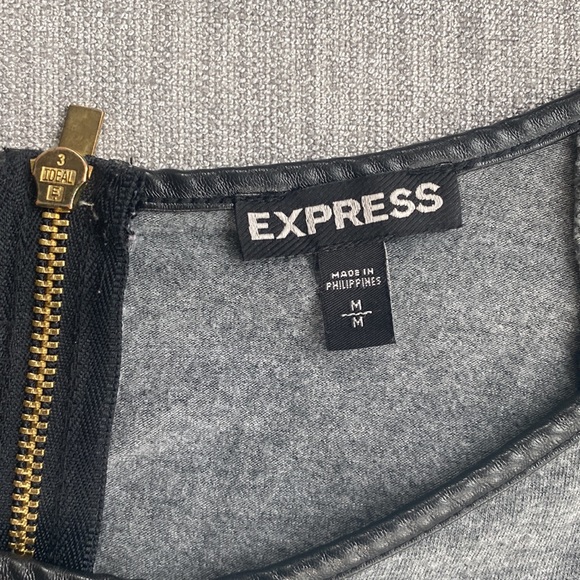 Express top with lace detail - Picture 4 of 7